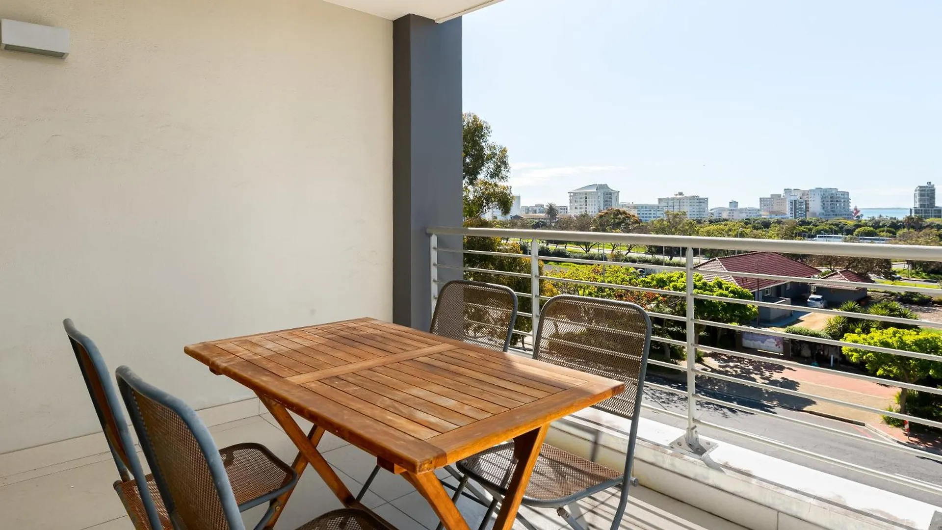 The Odyssey Apartments By Propr Kapstadt